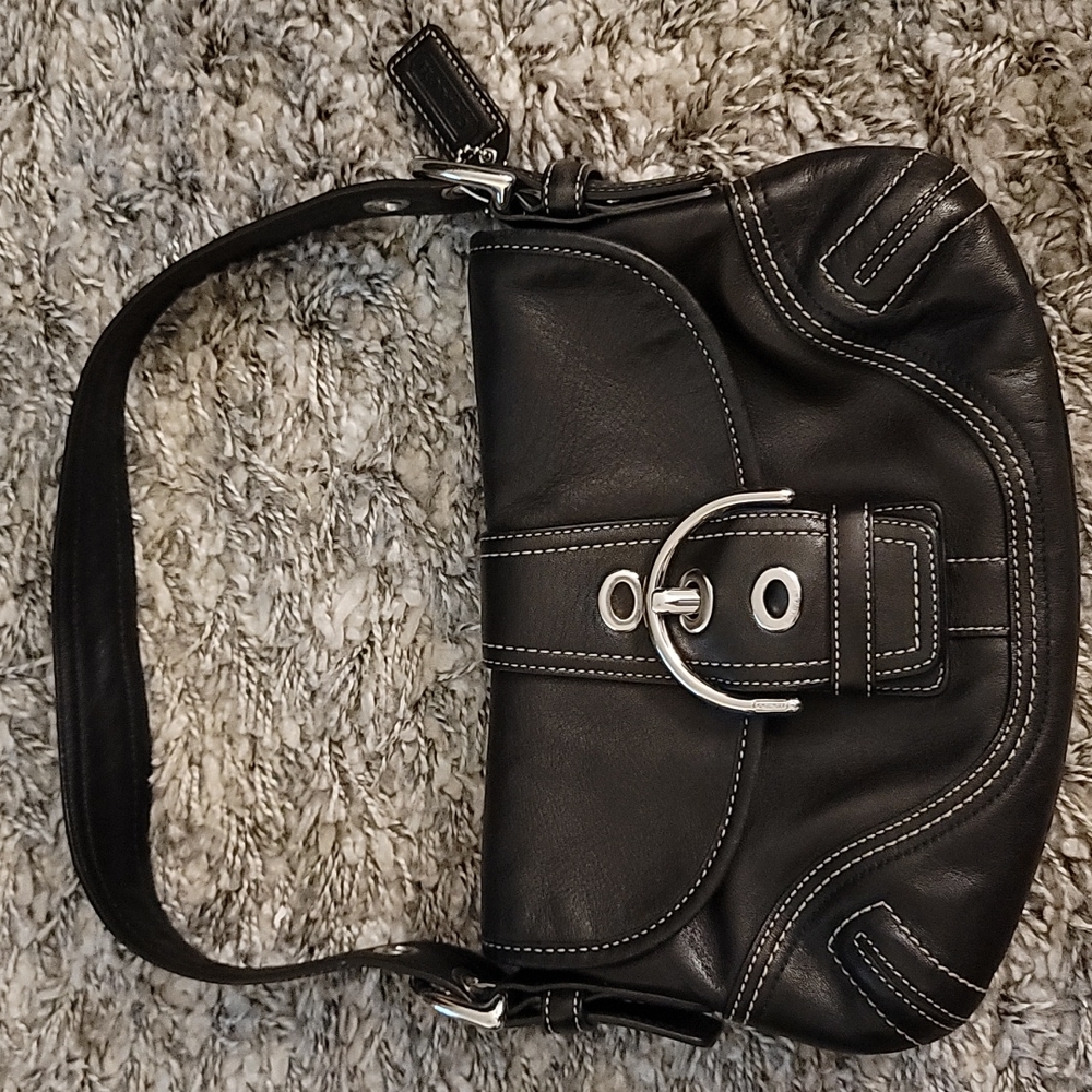 Coach Black Leather Soho Buckle Flap Handbag. No D06D-F10188